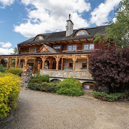 Gosciniec Debowa Gazdowka Bed & Breakfast Ustrzyki Dolne Dış mekan fotoğraf