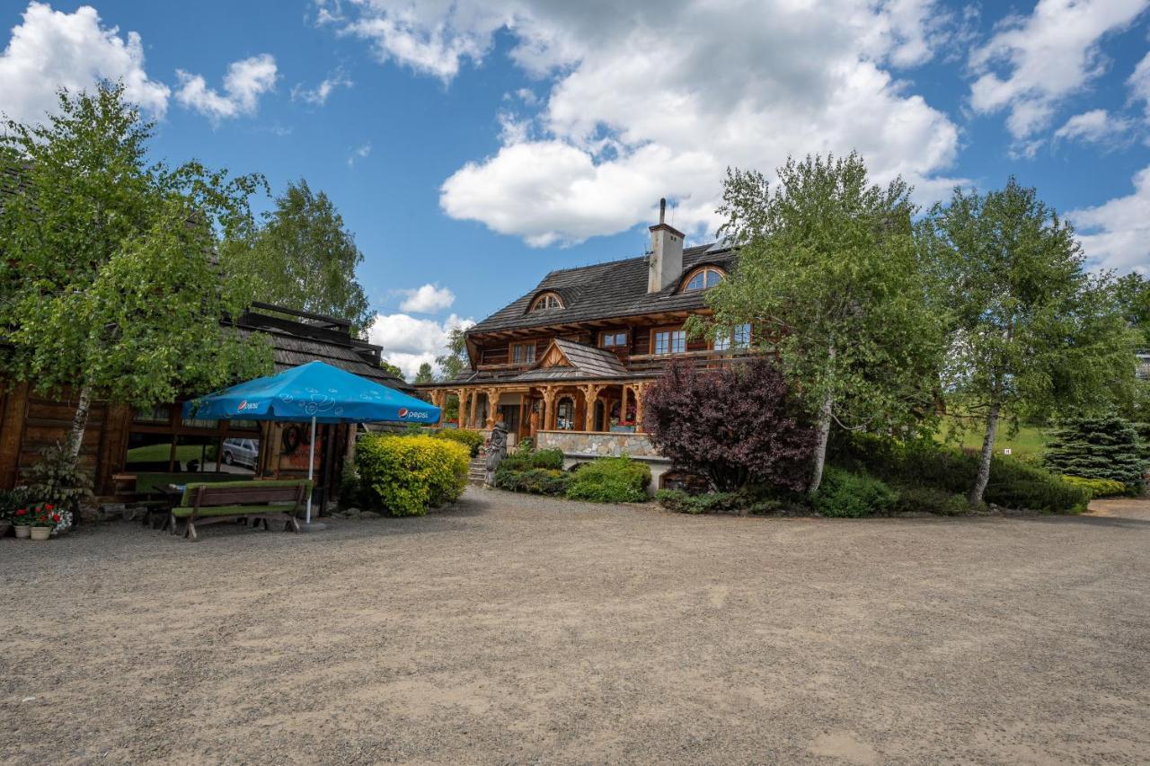 Gosciniec Debowa Gazdowka Bed & Breakfast Ustrzyki Dolne Dış mekan fotoğraf